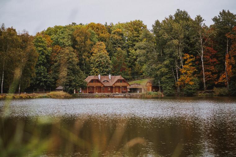 Wildgehege Srdíčko und Resortumgebung 24